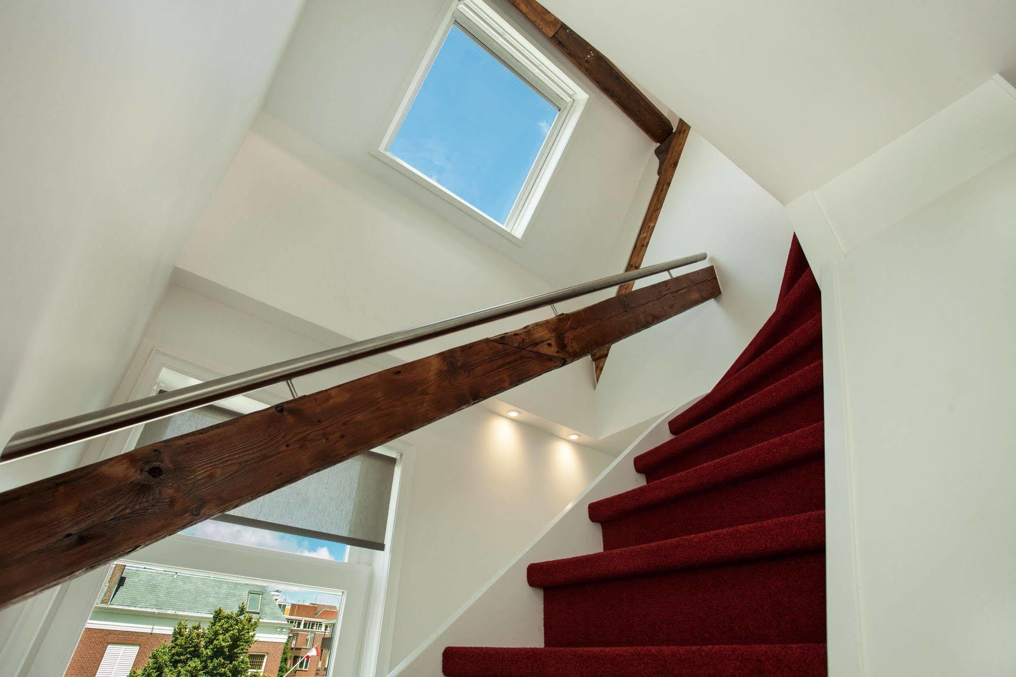 Stayci Serviced Apartments Denneweg Haga Zewnętrze zdjęcie